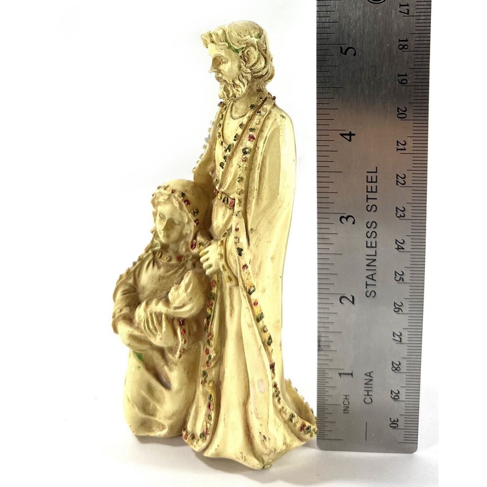 Vintage Holy Family Figurine Mary Joseph Baby Jesus Jeweled Look 5” - Picture 6 of 8